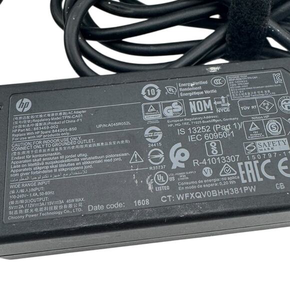 HP Laptop Power Cord and Block Part Number 863469-002 HP Spare 844205-850 - Picture 2 of 3